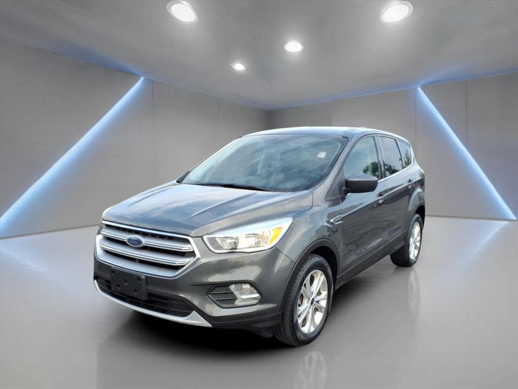 Used 2017 Ford Escape SE