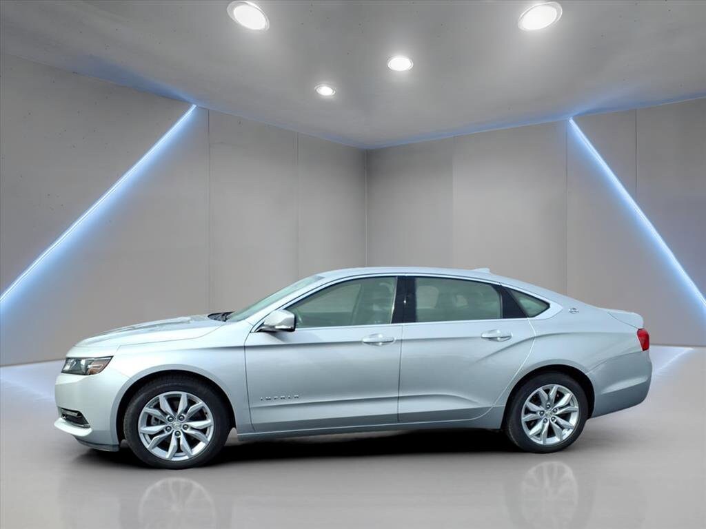2018 Chevrolet Impala 1LT photo 4