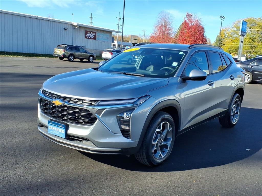Certified 2025 Chevrolet Trax LT SUV