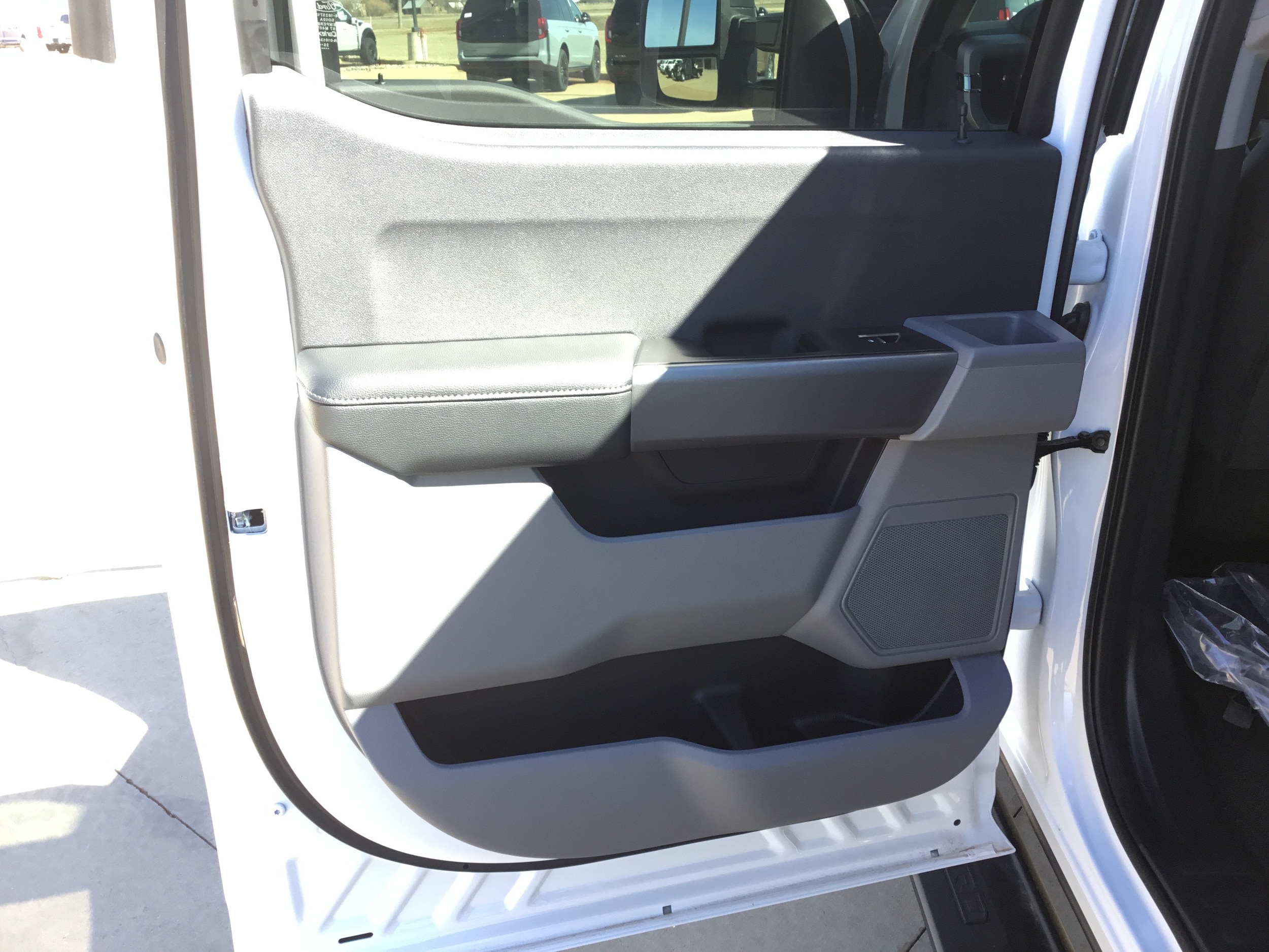 2026 Ford F-350 Super Duty XLT - Photo 12