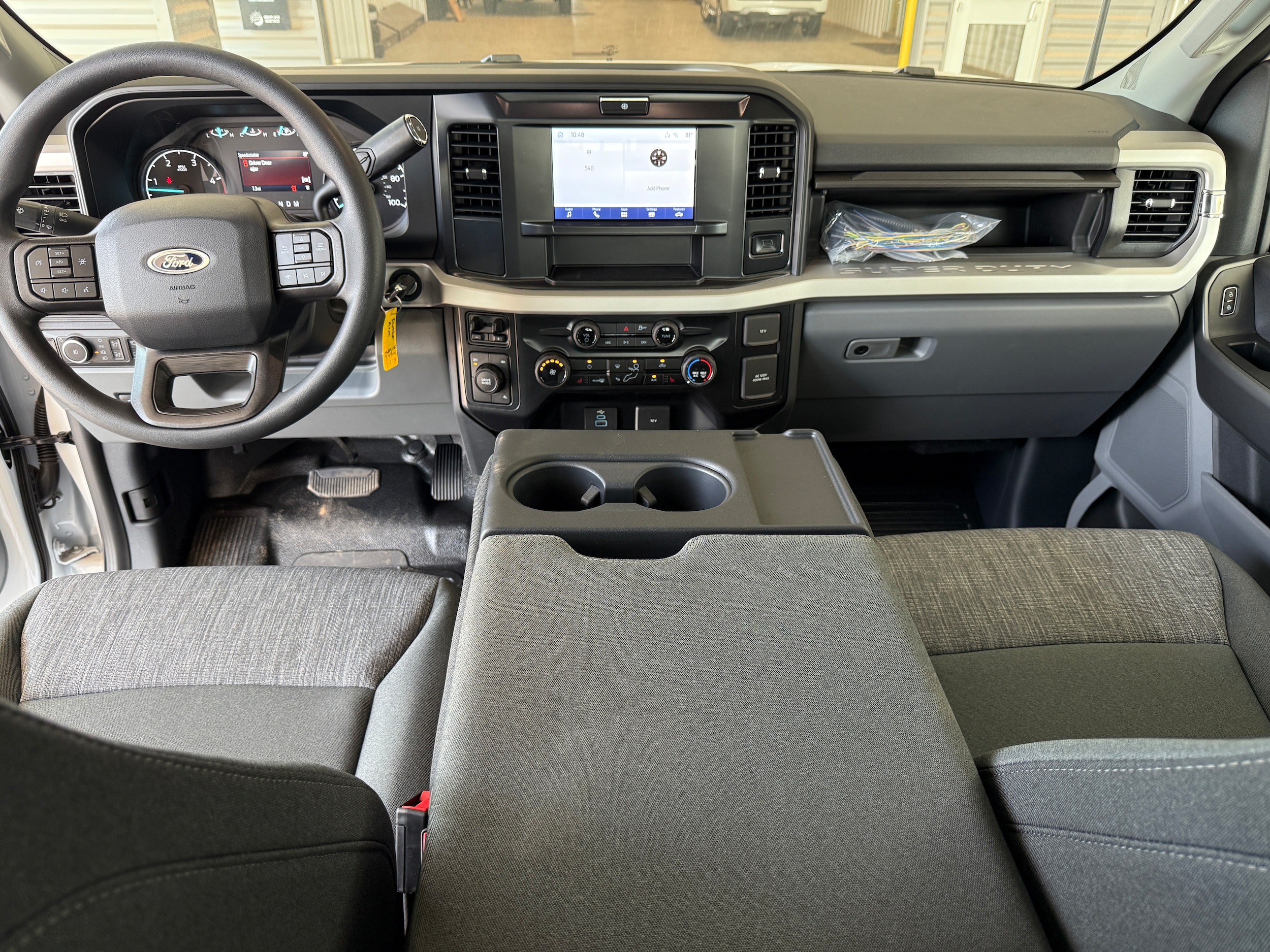 2026 Ford F-350 Super Duty Chassis Cab XLT - Photo 11