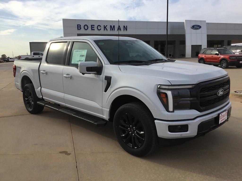 New 2025 Ford F-150 LARIAT LARIAT 4WD SuperCrew 5.5 Box