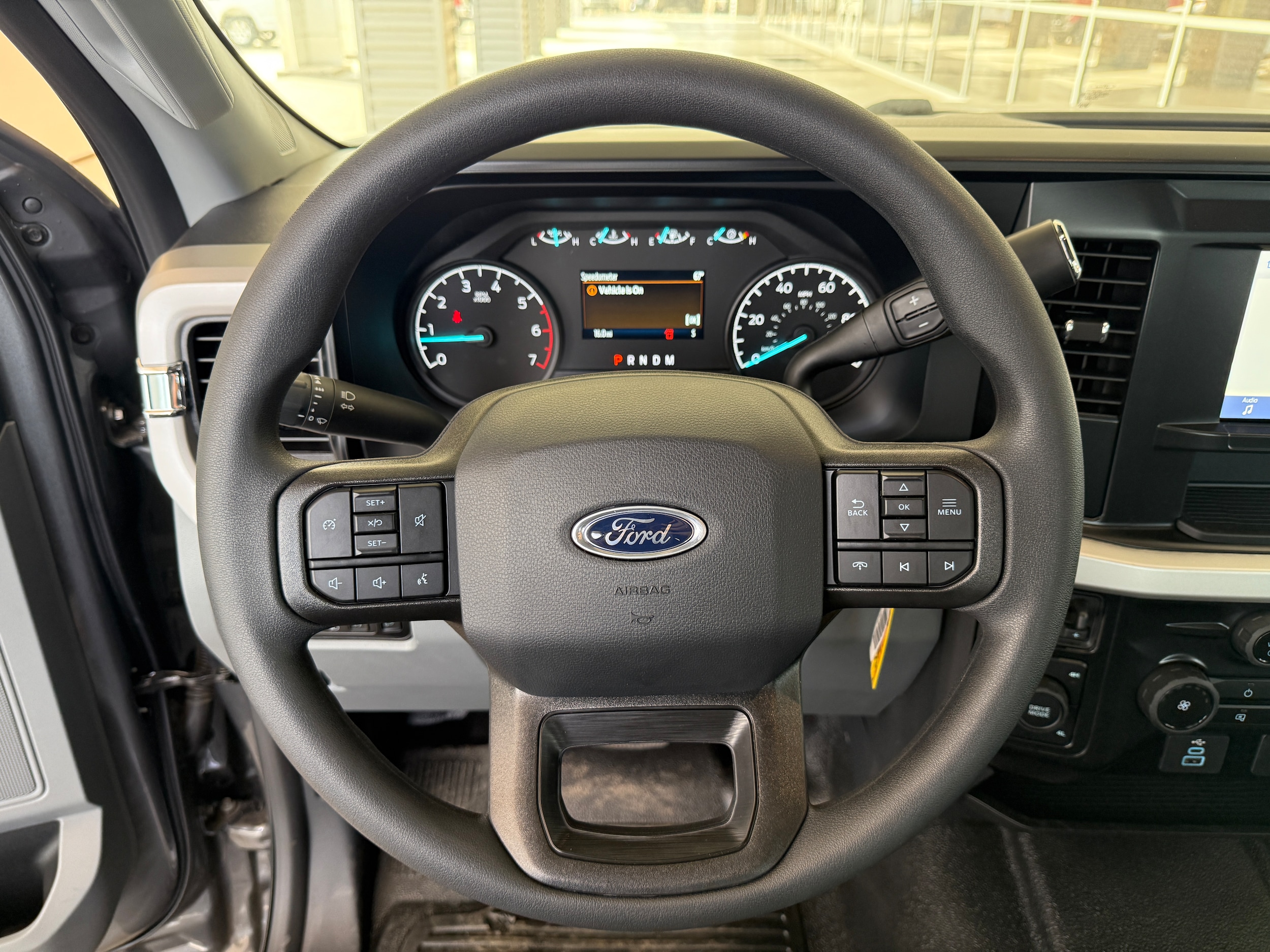 2026 Ford F-350 Super Duty XLT - Photo 10