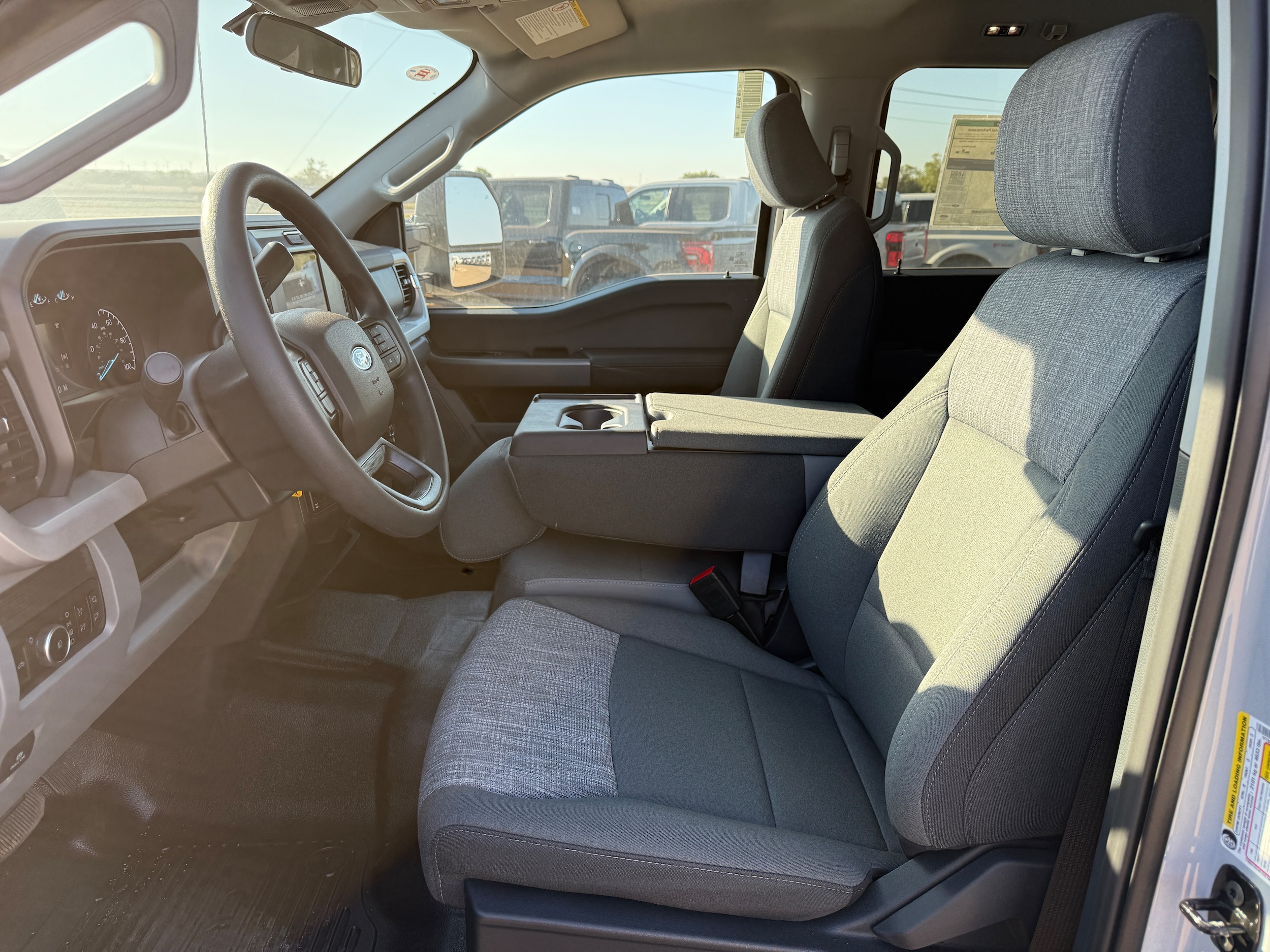 2026 Ford F-350 Super Duty XLT - Photo 9