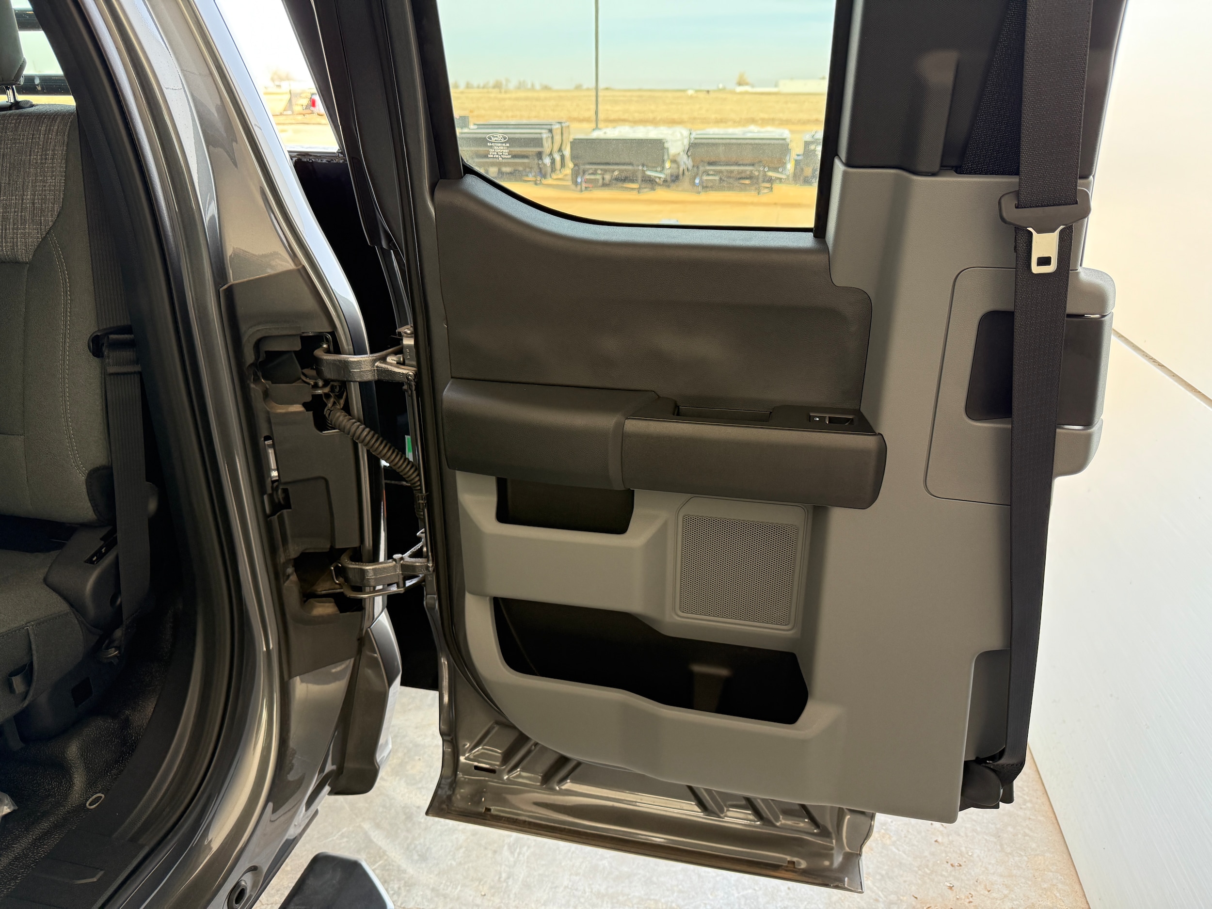 2026 Ford F-350 Super Duty XLT - Photo 12