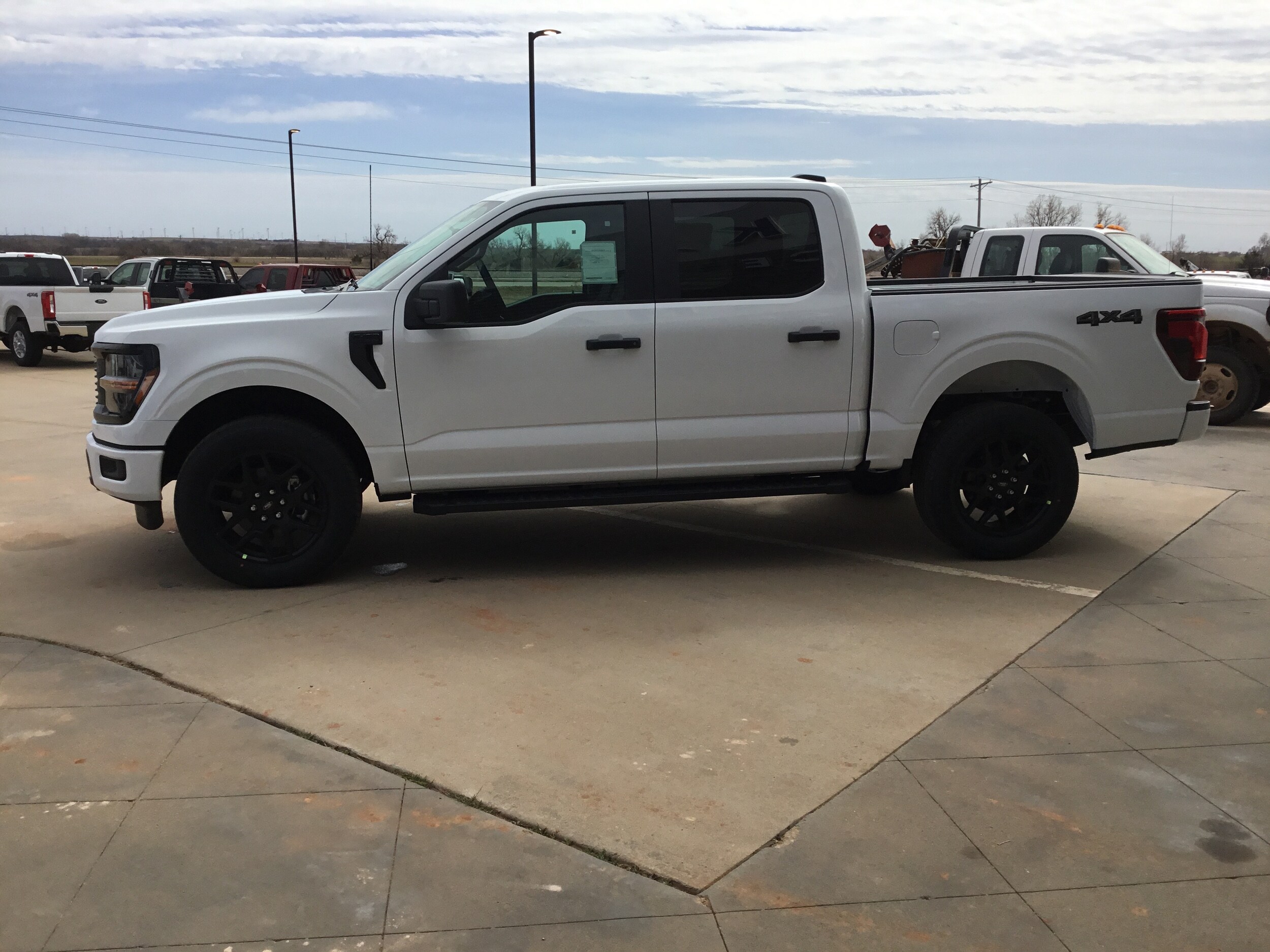 2025 Ford F-150 STX photo 4