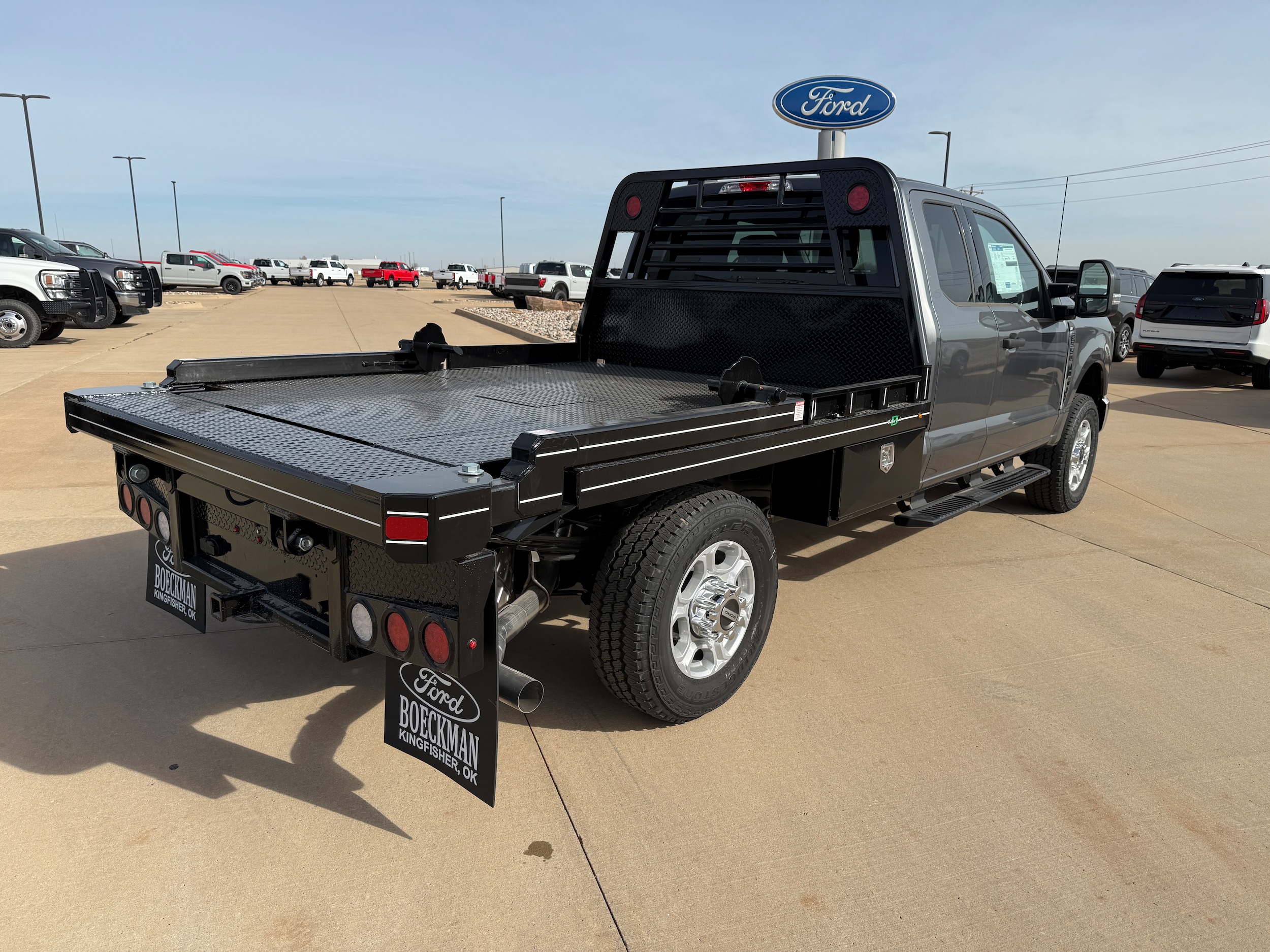 2026 Ford F-350 Super Duty XLT - Photo 7