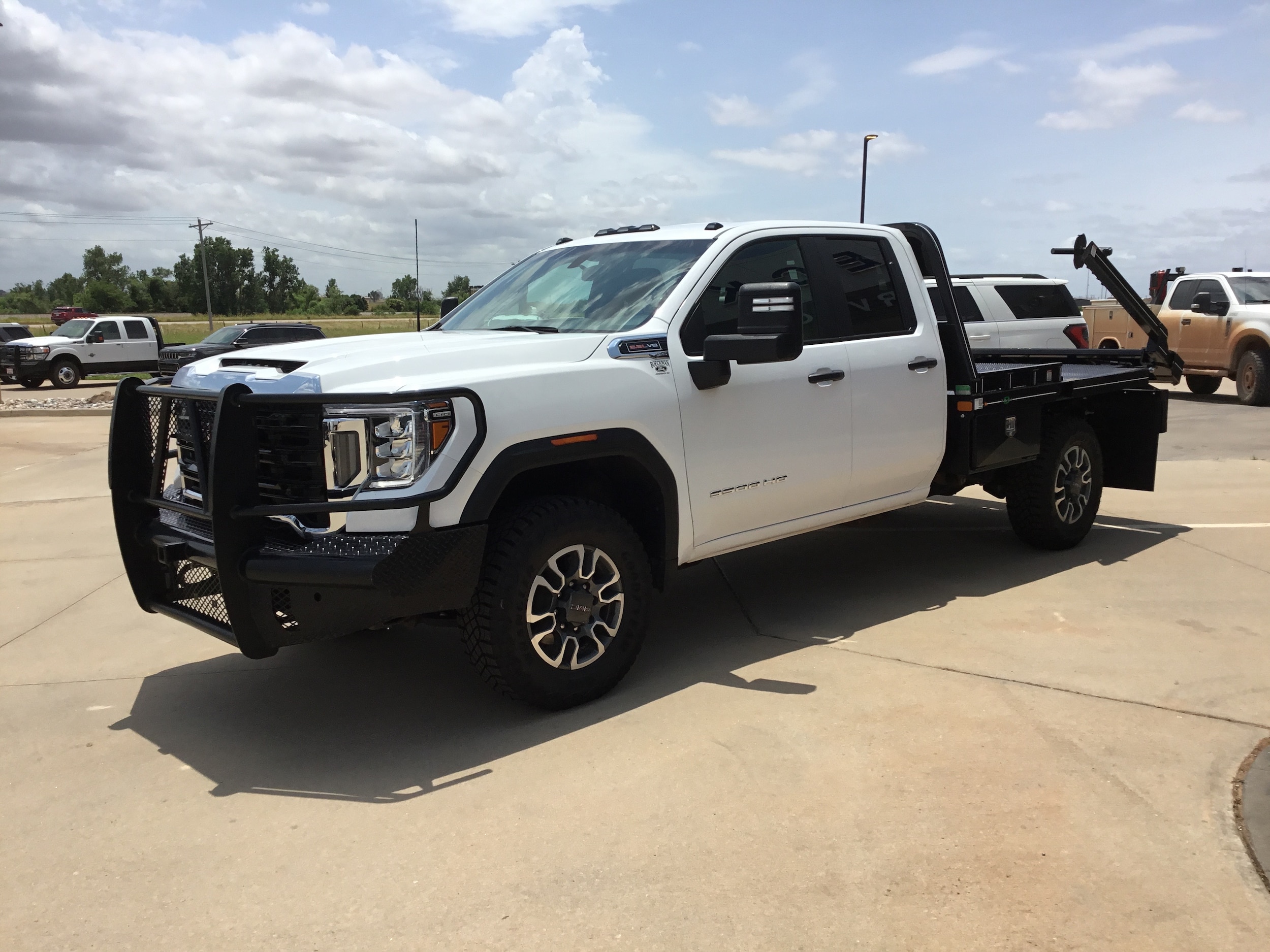 Used 2022 GMC Sierra 3500HD Base with VIN 1GT59SE75NF278877 for sale in Kingfisher, OK