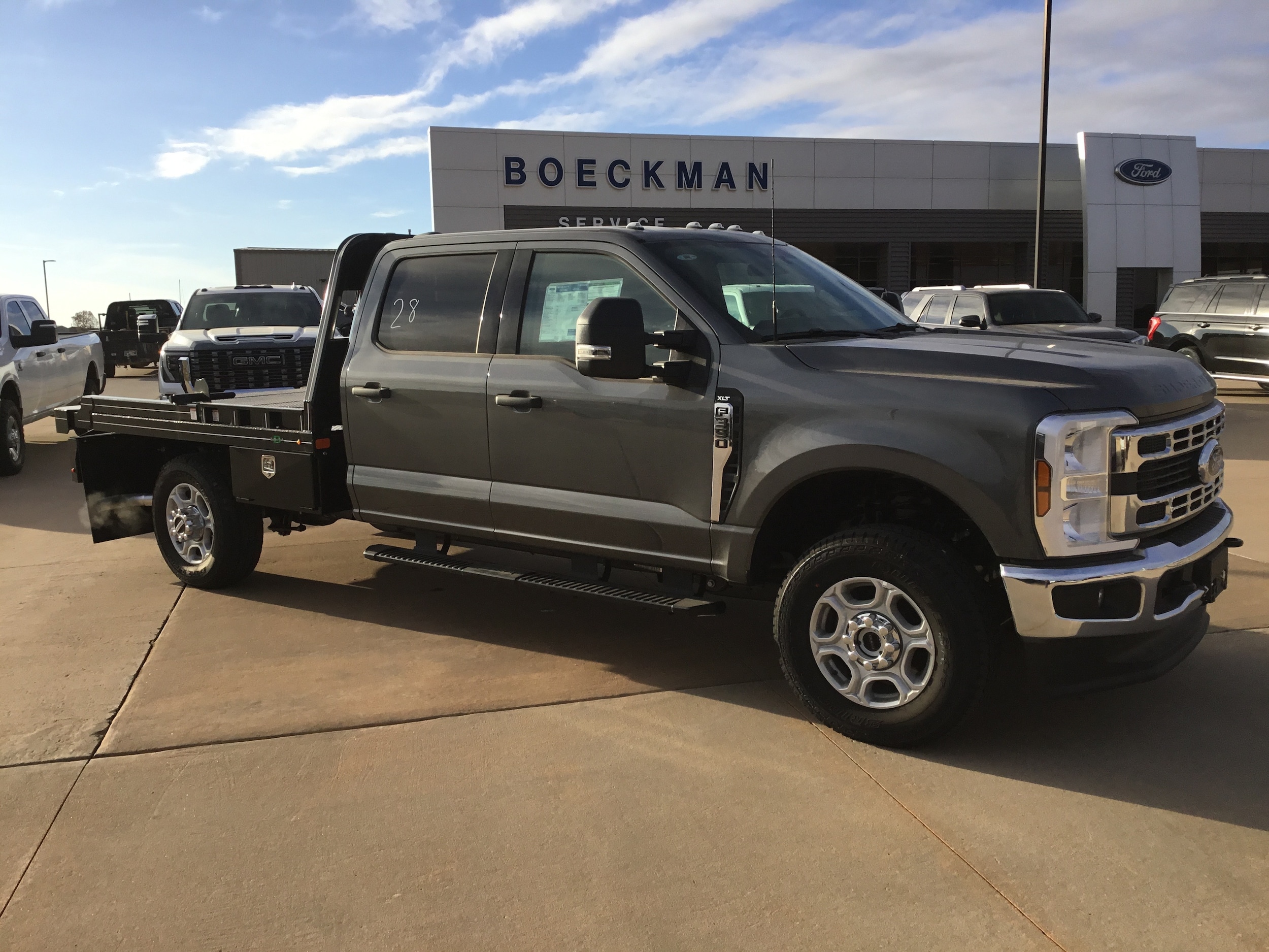 2026 Ford F-350 Super Duty XLT's photo