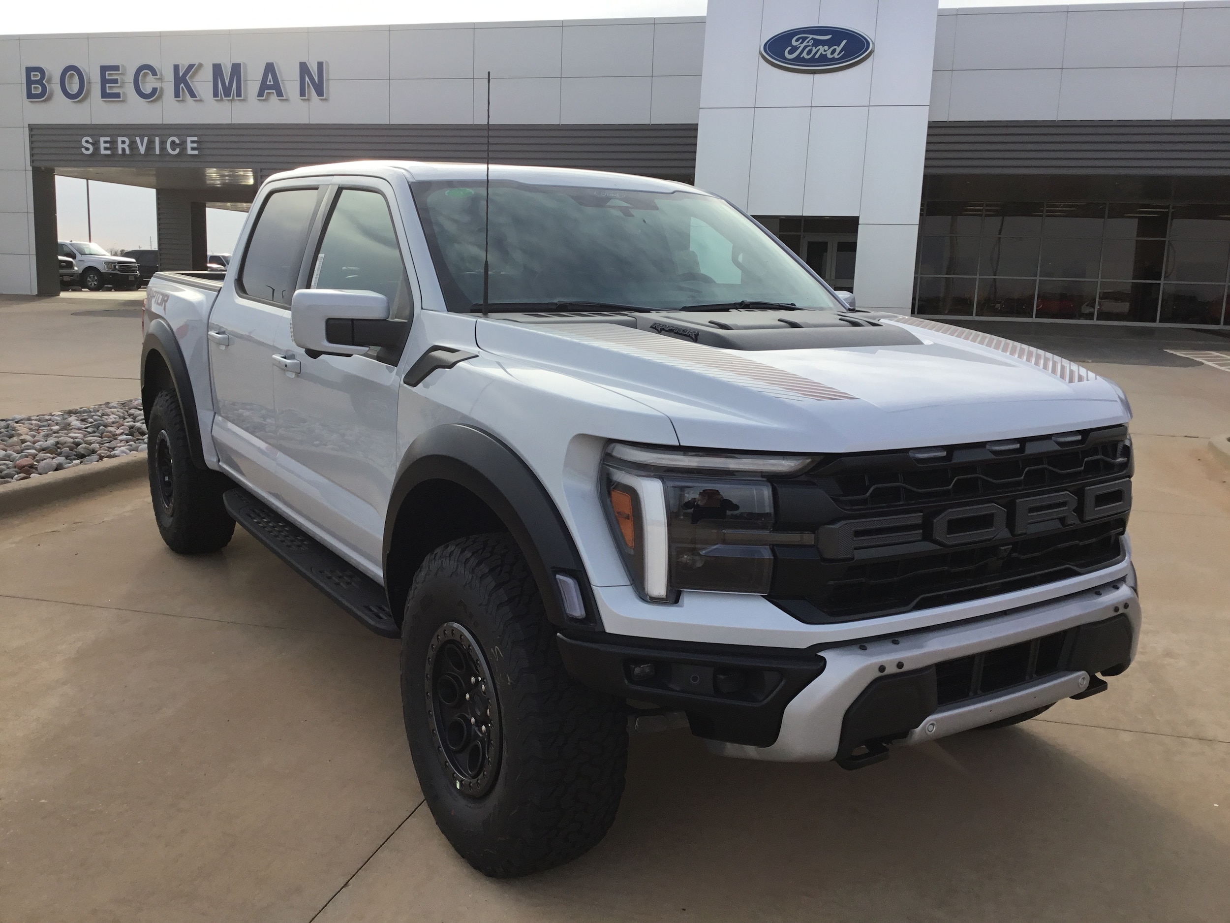 2025 Ford F-150 Raptor's photo