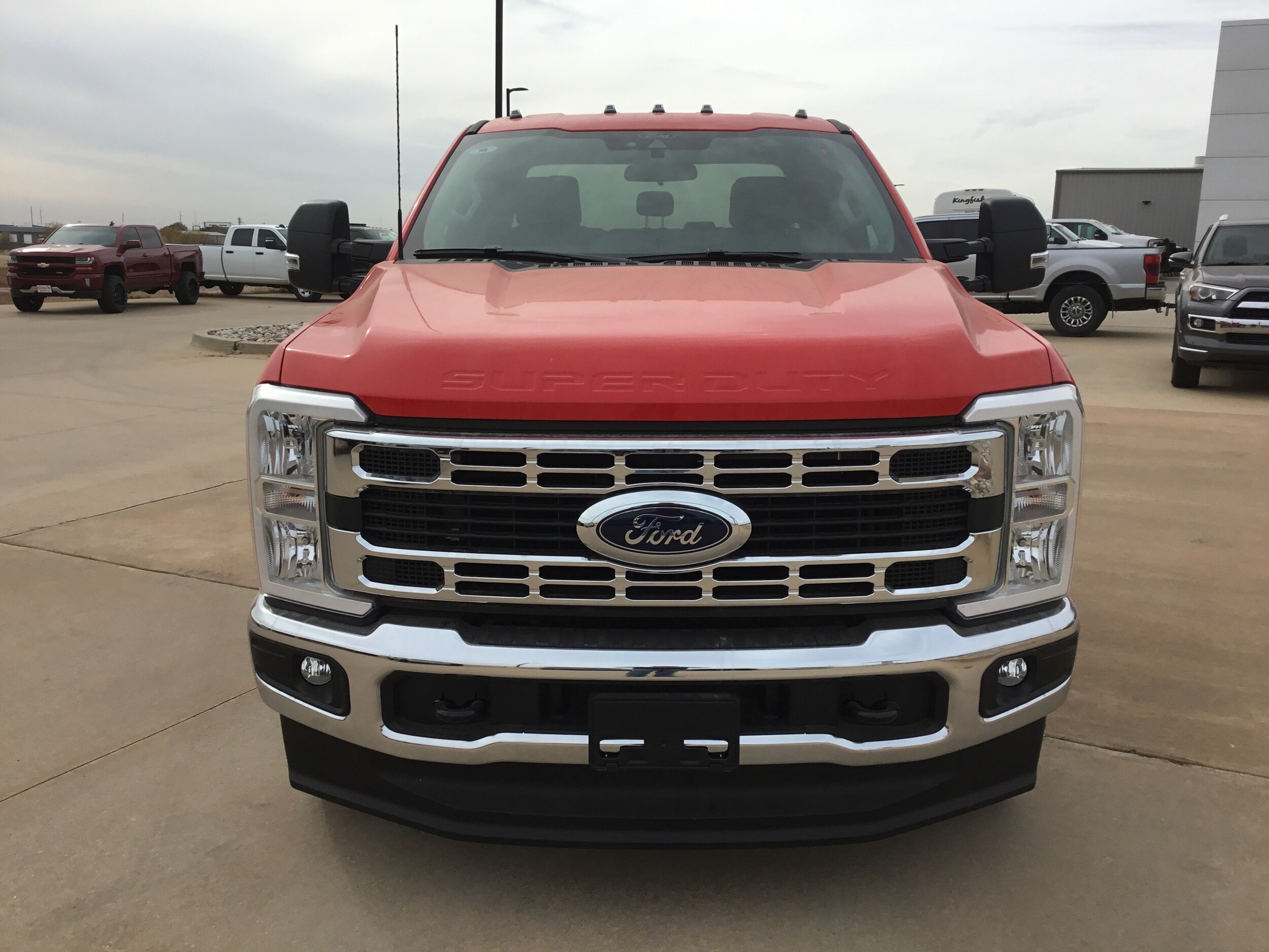 2026 Ford F-350 XLT photo 2