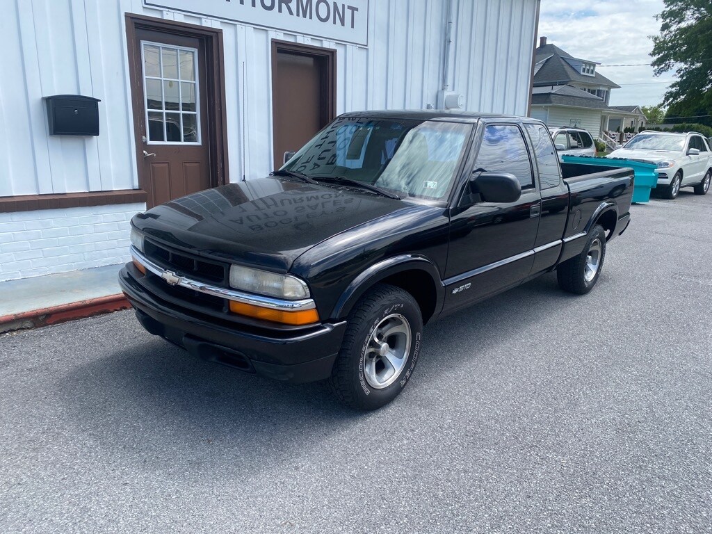 Used 2001 Chevrolet S10 For Sale at Bogleys Auto Sales of Thurmont