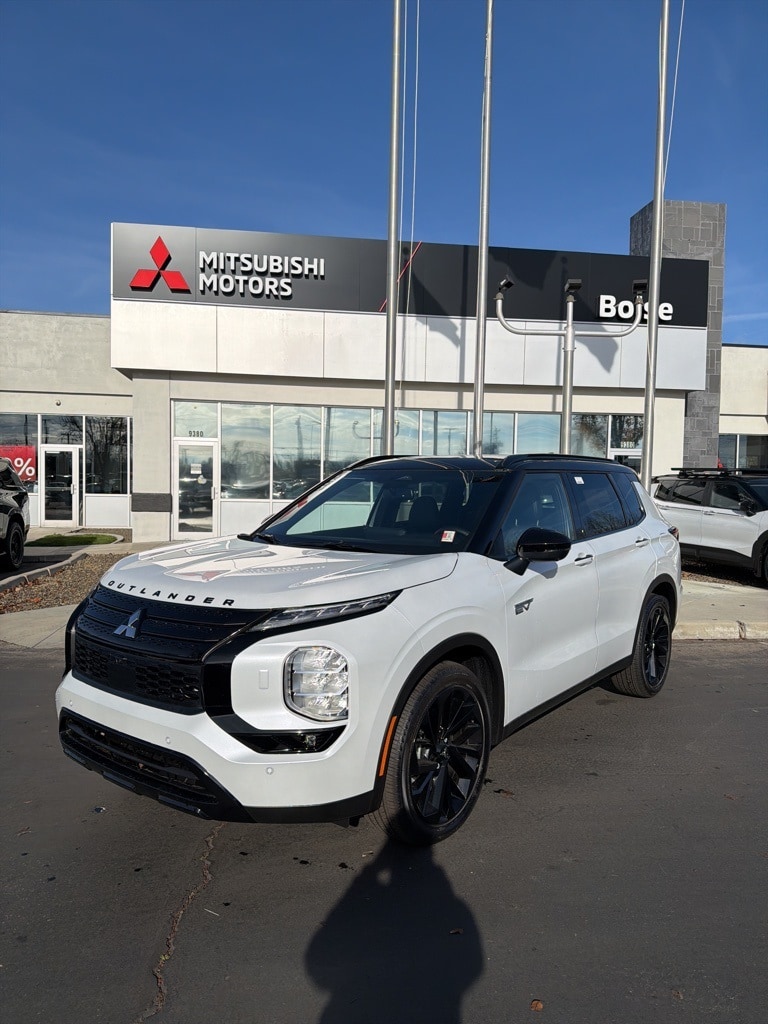 2025 Mitsubishi Outlander Plug-in Hybrid SEL Black Edition's photo