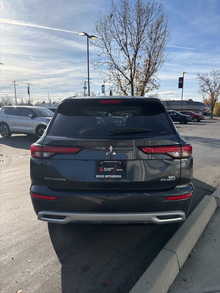 2025 Mitsubishi Outlander PHEV SEL photo 4