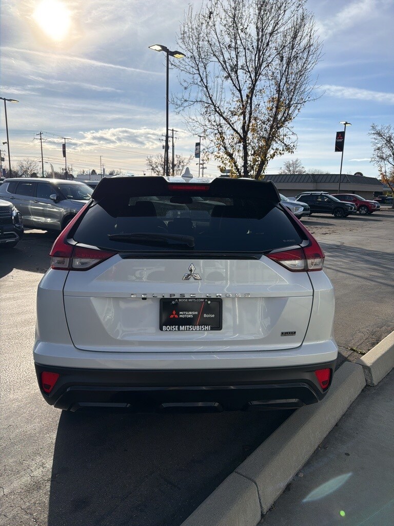 2025 Mitsubishi Eclipse Cross SEL photo 4