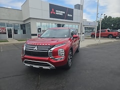 2025 Mitsubishi Outlander PHEV SE SUV