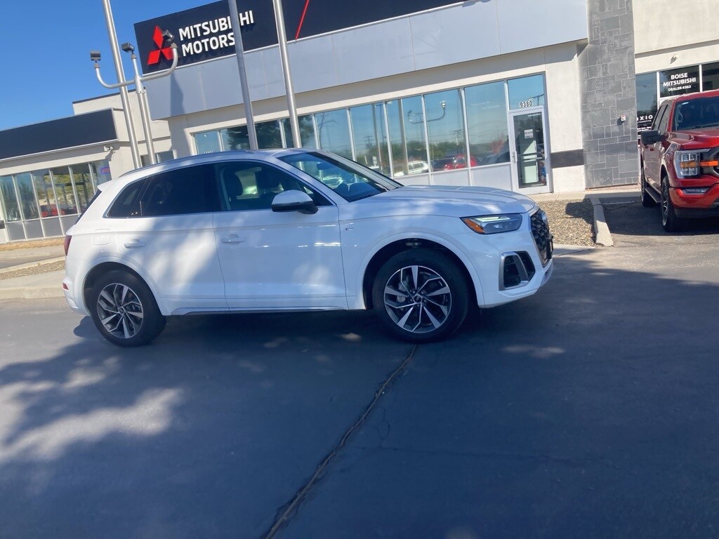 2023 Audi Q5 45 S line Premium photo 3