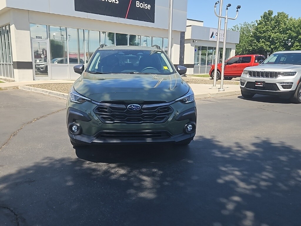 2024 Subaru Crosstrek Limited photo 2
