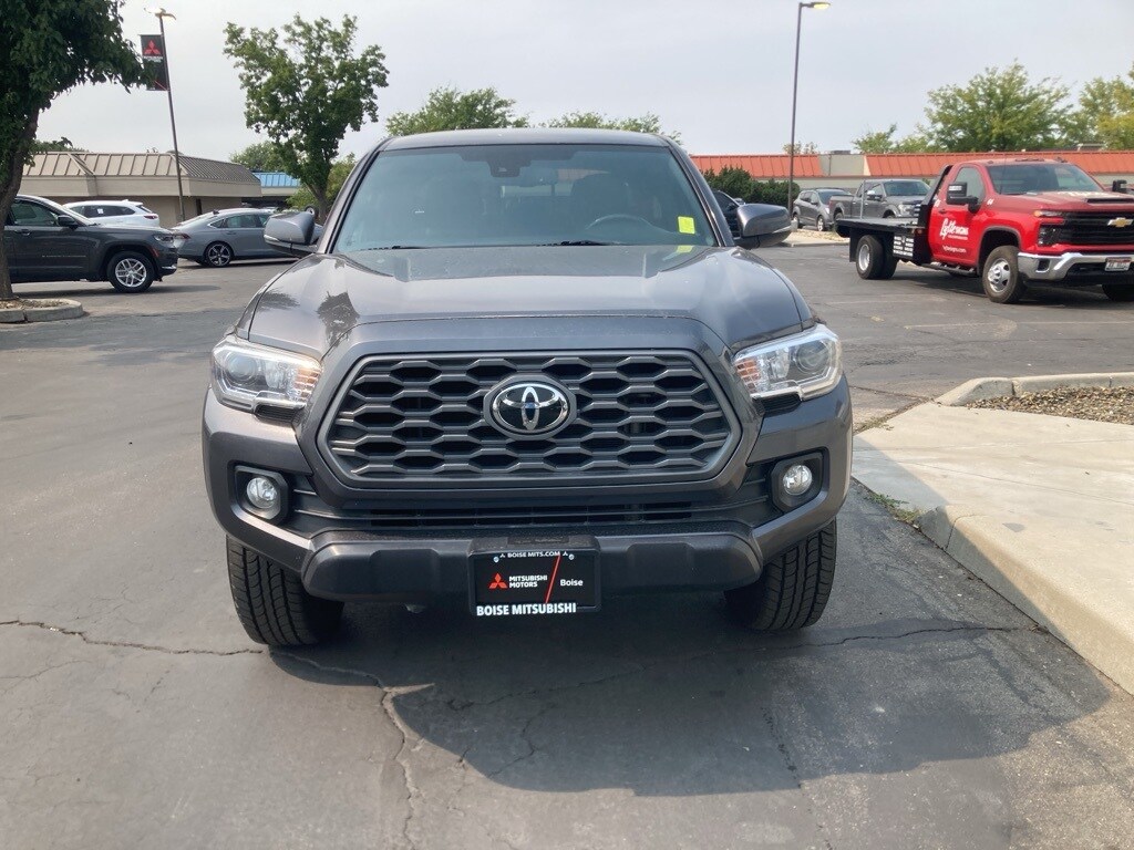 2023 Toyota Tacoma V6 photo 2