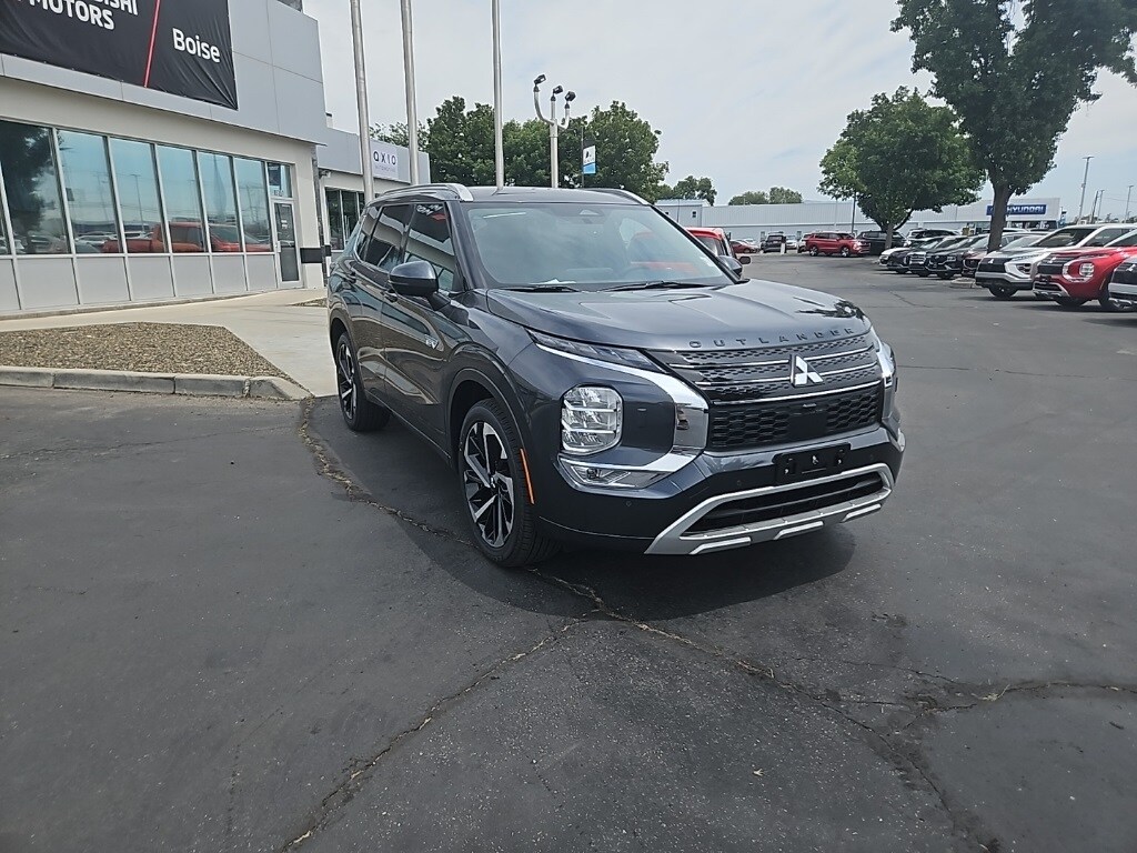 2025 Mitsubishi Outlander PHEV SEL photo 2