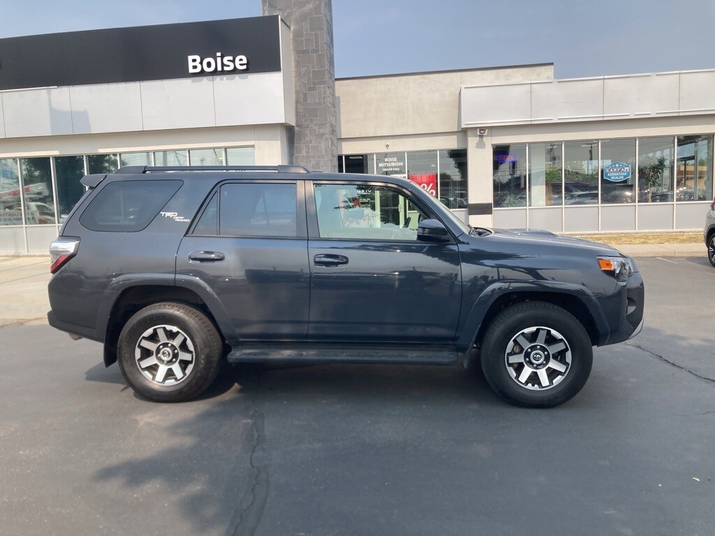 2024 Toyota 4Runner TRD photo 3