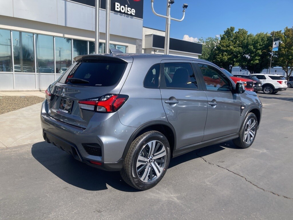 2025 Mitsubishi Outlander Sport ES SE LE photo 4
