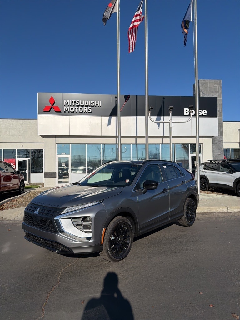 2025 Mitsubishi Eclipse Cross Black Edition's photo