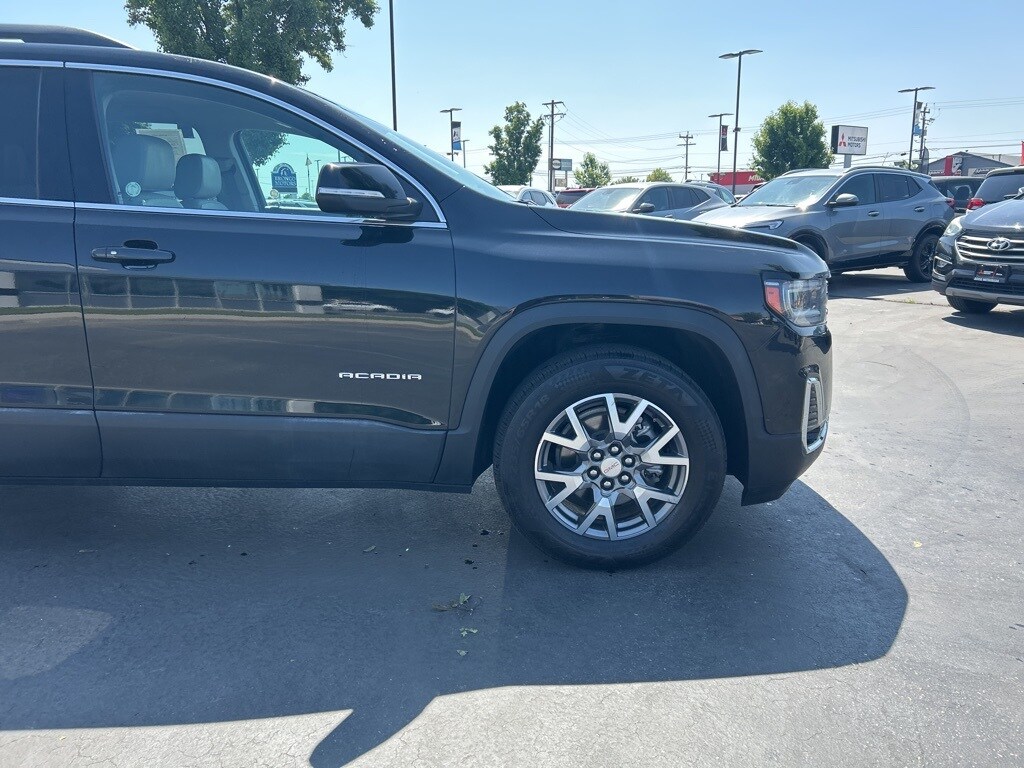 2023 Gmc Acadia SLT photo 4