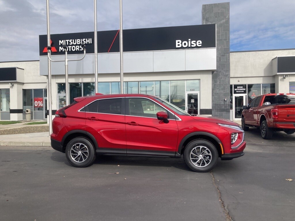 2026 Mitsubishi Eclipse Cross ES photo 2