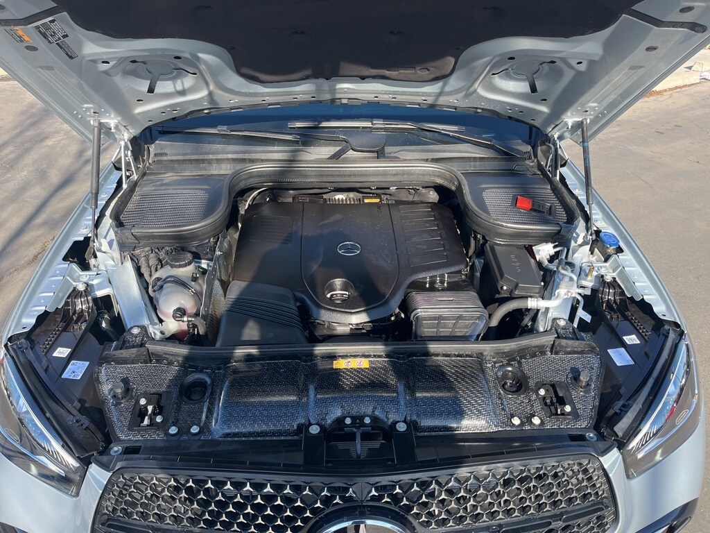 2024 Mercedes Benz GLE 450 photo 3