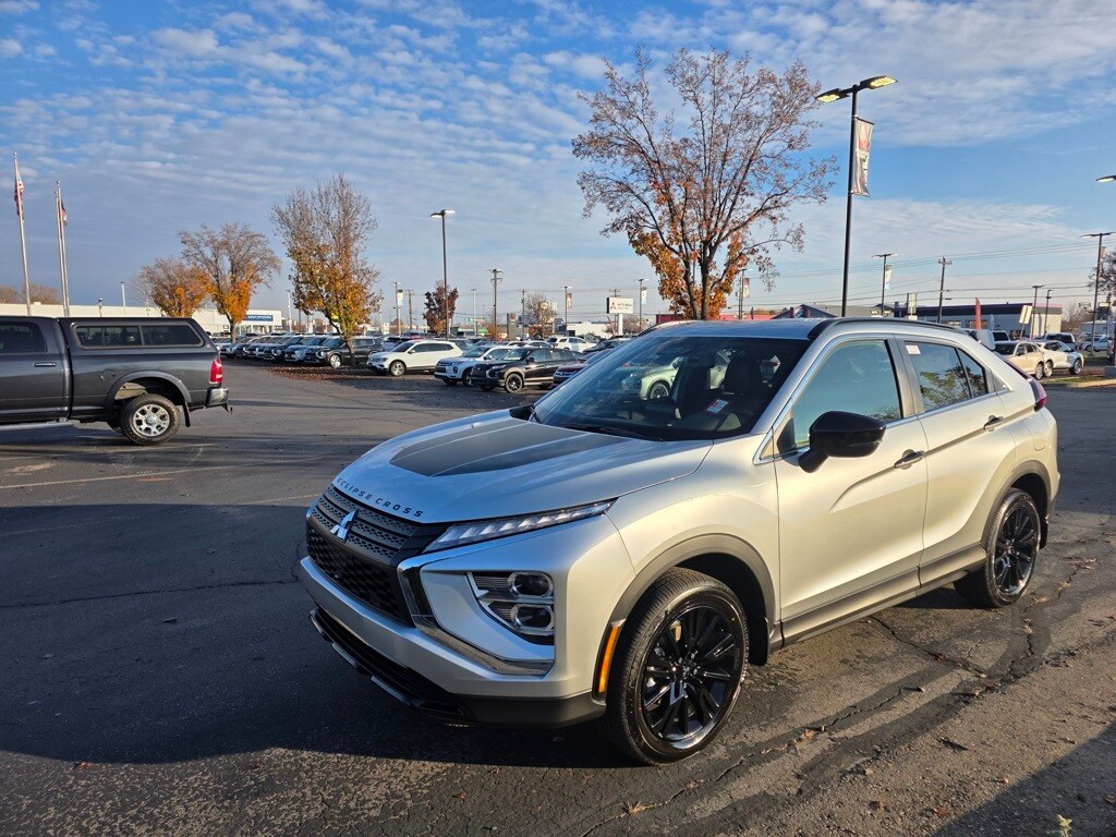 2026 Mitsubishi Eclipse Cross SEL photo 2
