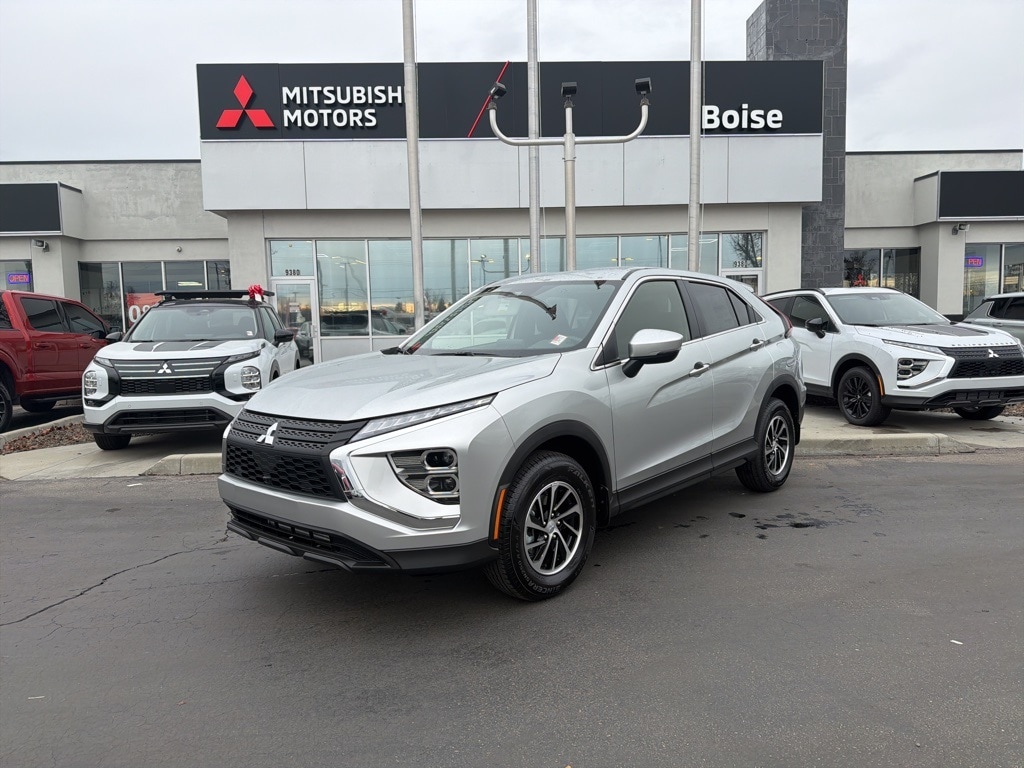 2026 Mitsubishi Eclipse Cross ES's photo