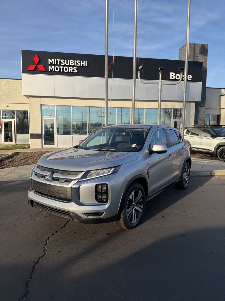 2025 Mitsubishi Outlander Sport ES's photo