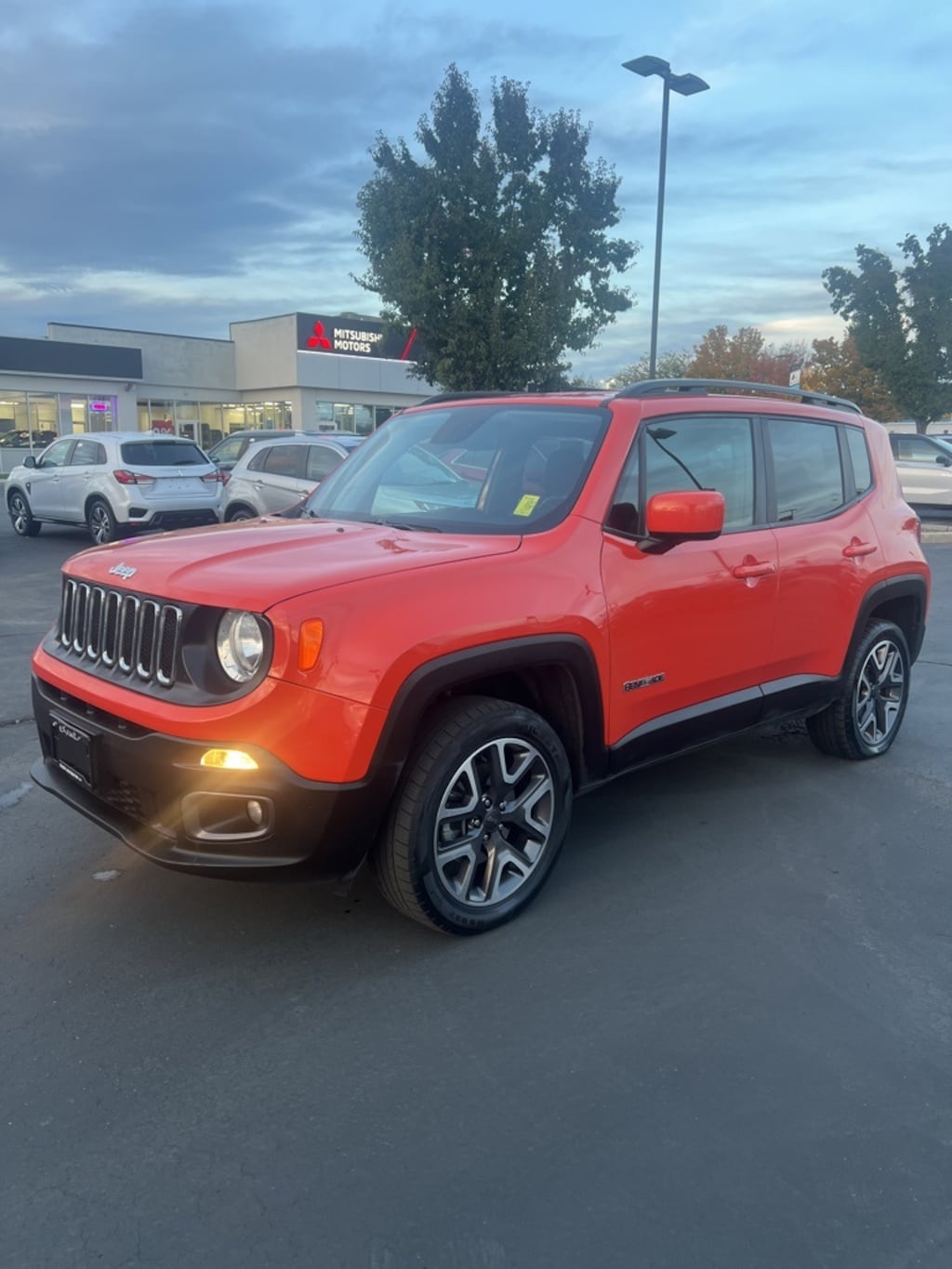 Used 2018 Jeep Renegade Latitude 4x4 SUV