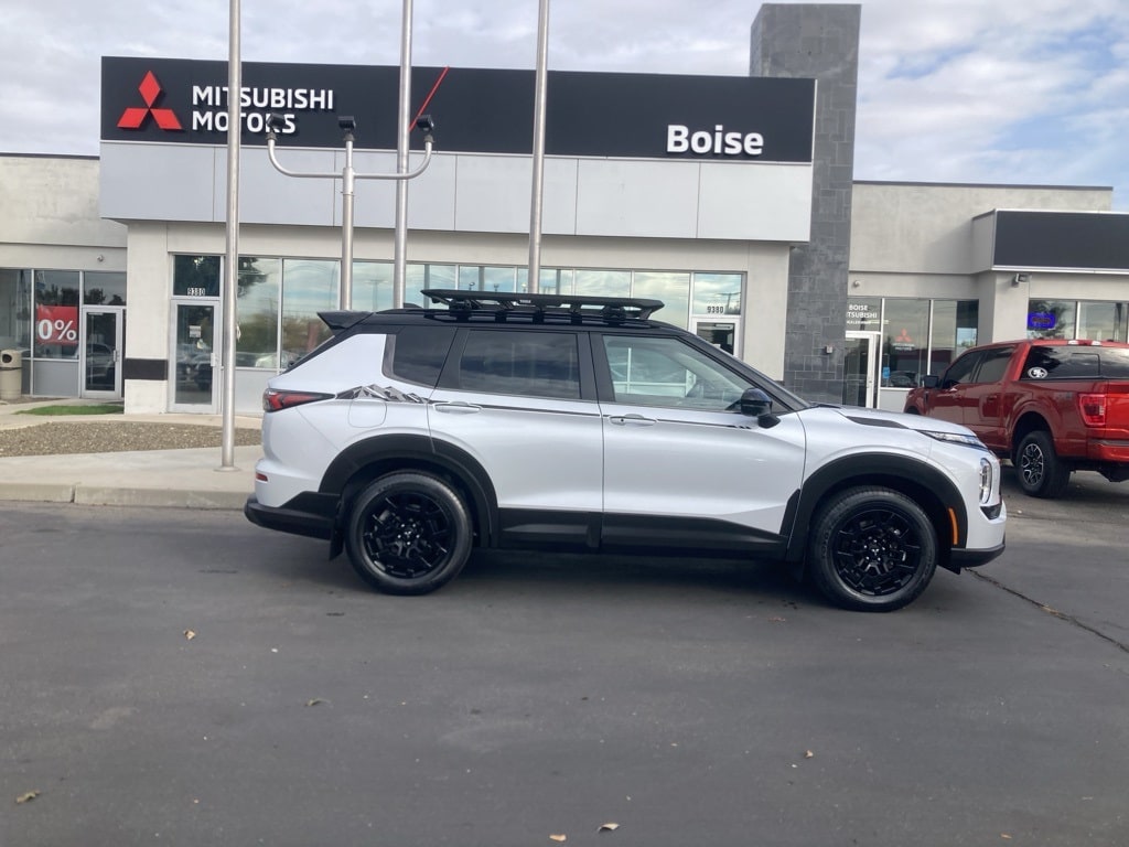 New 2025 Mitsubishi Outlander Trail Edition SUV