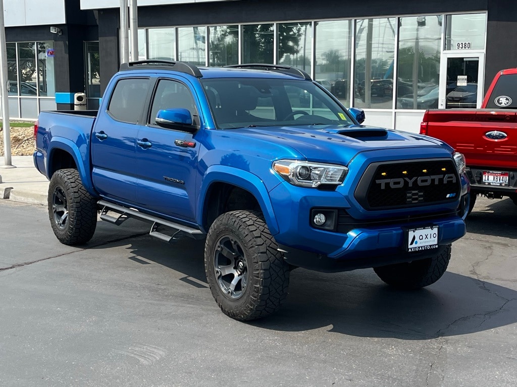 Used 2018 Toyota Tacoma TRD Sport with VIN 3TMCZ5AN1JM181456 for sale in Boise, ID