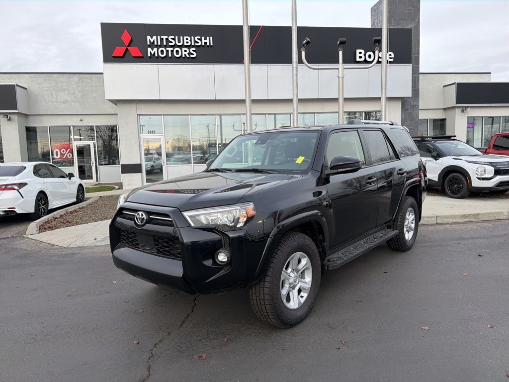 2024 Toyota 4Runner SR5's photo