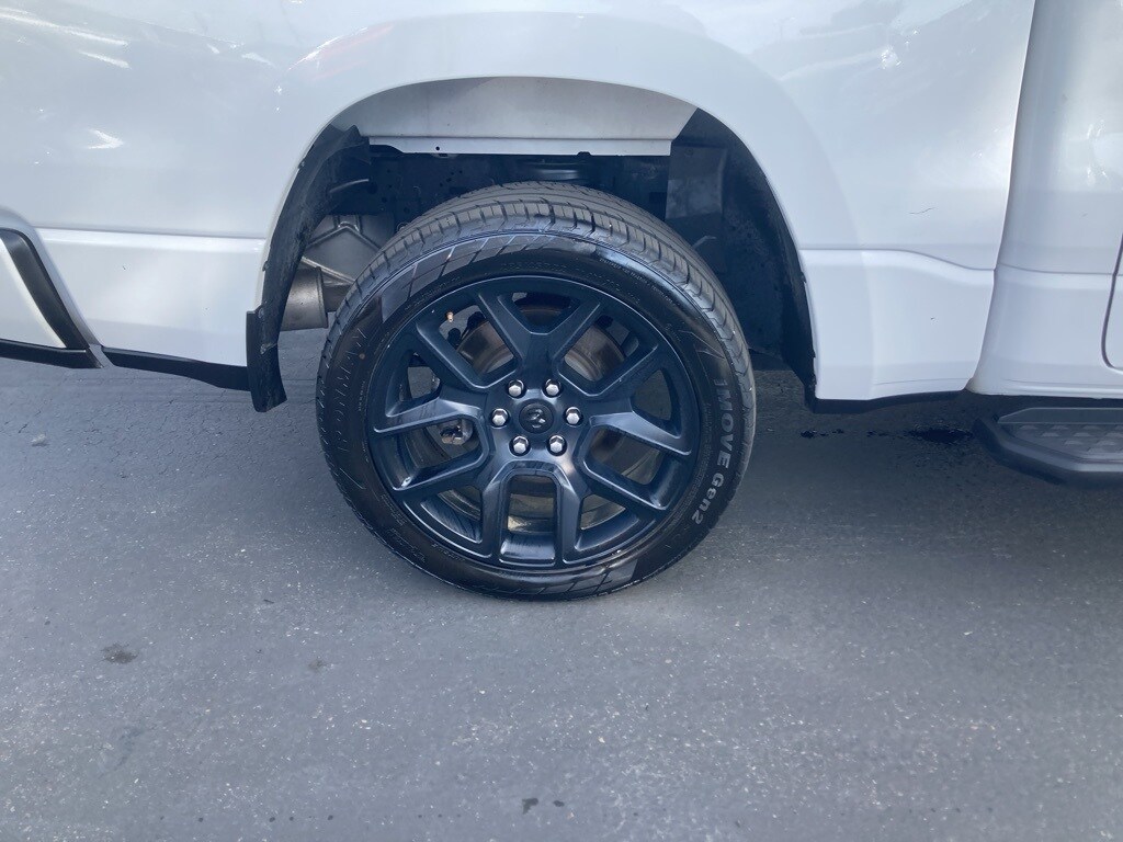 2023 Ram 1500 Laramie photo 3