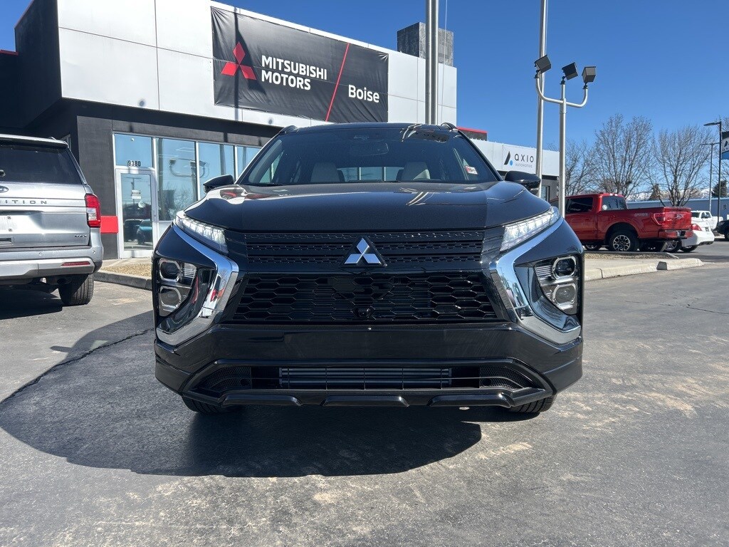 2025 Mitsubishi Eclipse Cross SEL photo 2
