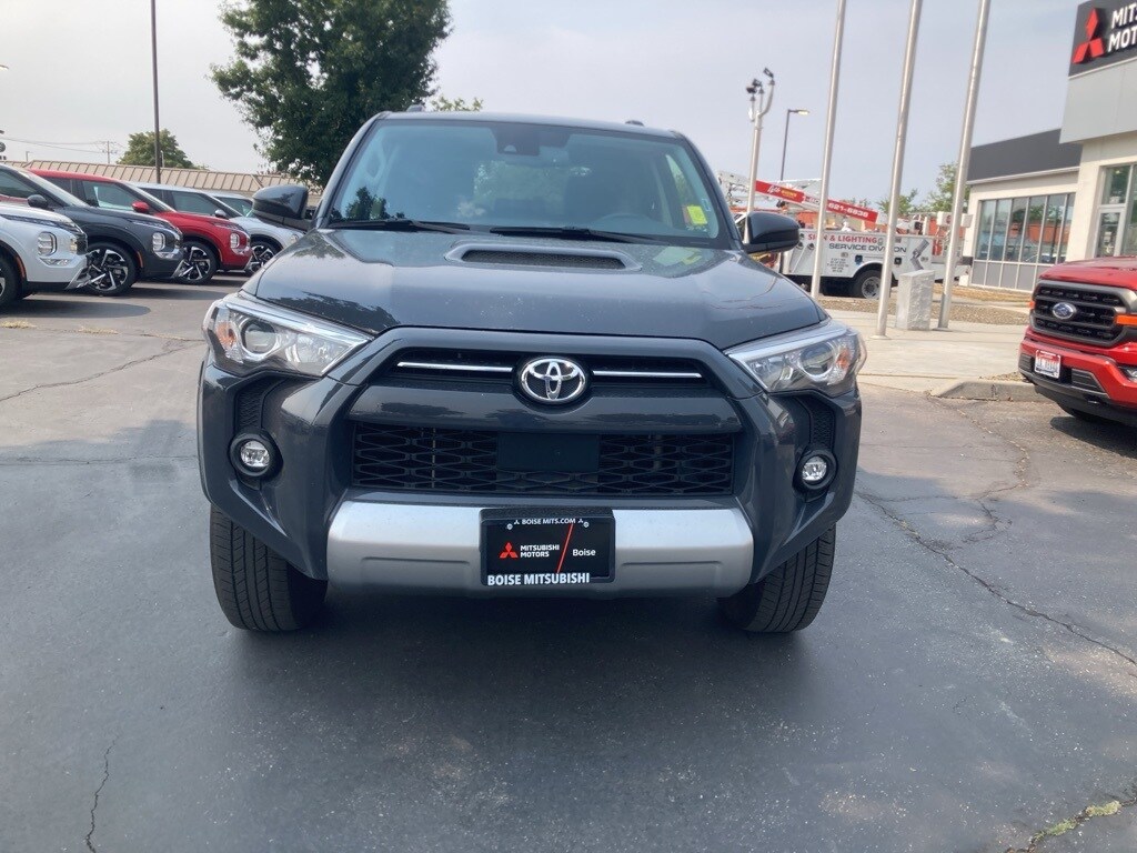 2024 Toyota 4Runner TRD photo 2