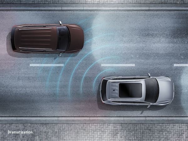 2022 Volkswagen Taos active blind spot monitor