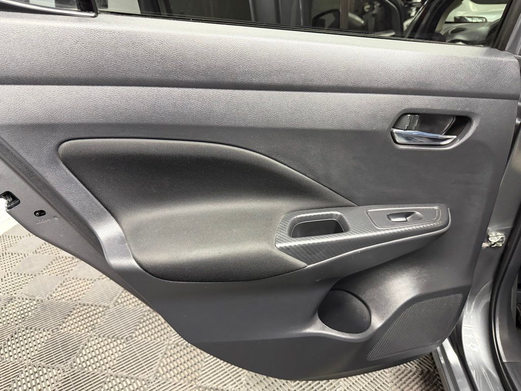 2021 Nissan Versa Sedan SV - Photo 40