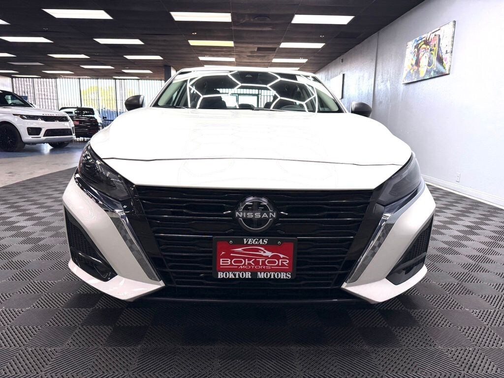 Used 2025 Nissan Altima SV Sedan