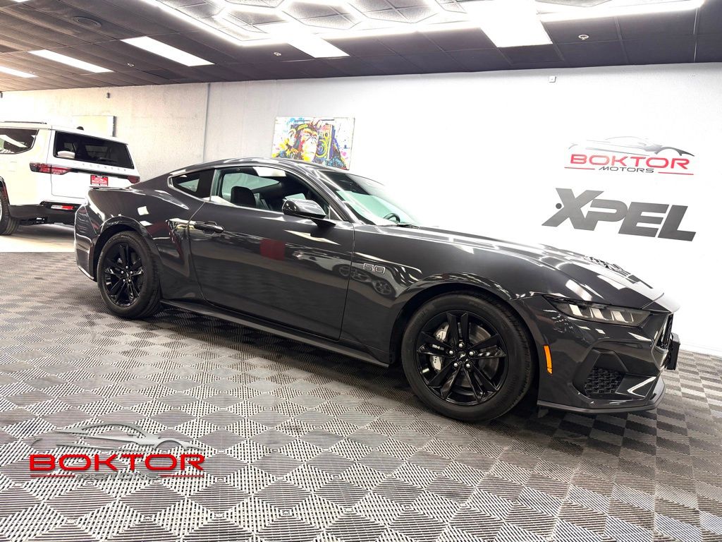 2024 Ford Mustang GT Fastback's photo