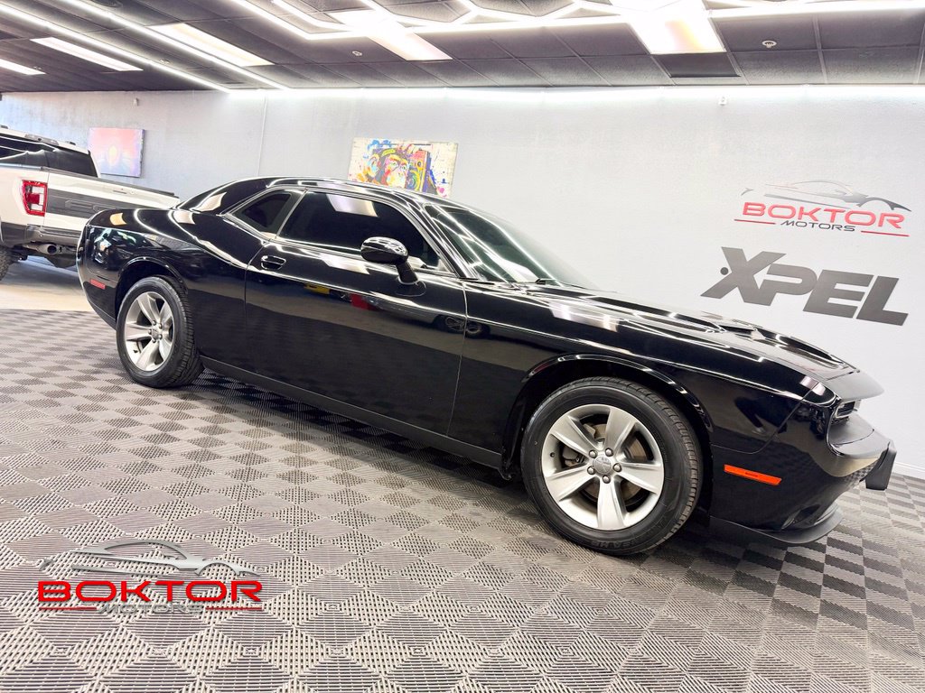 2016 Dodge Challenger SXT