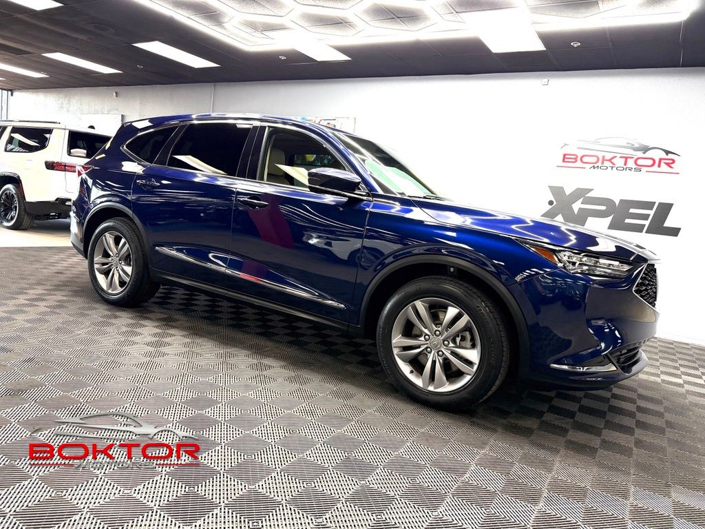 2022 Acura MDX SH-AWD's photo