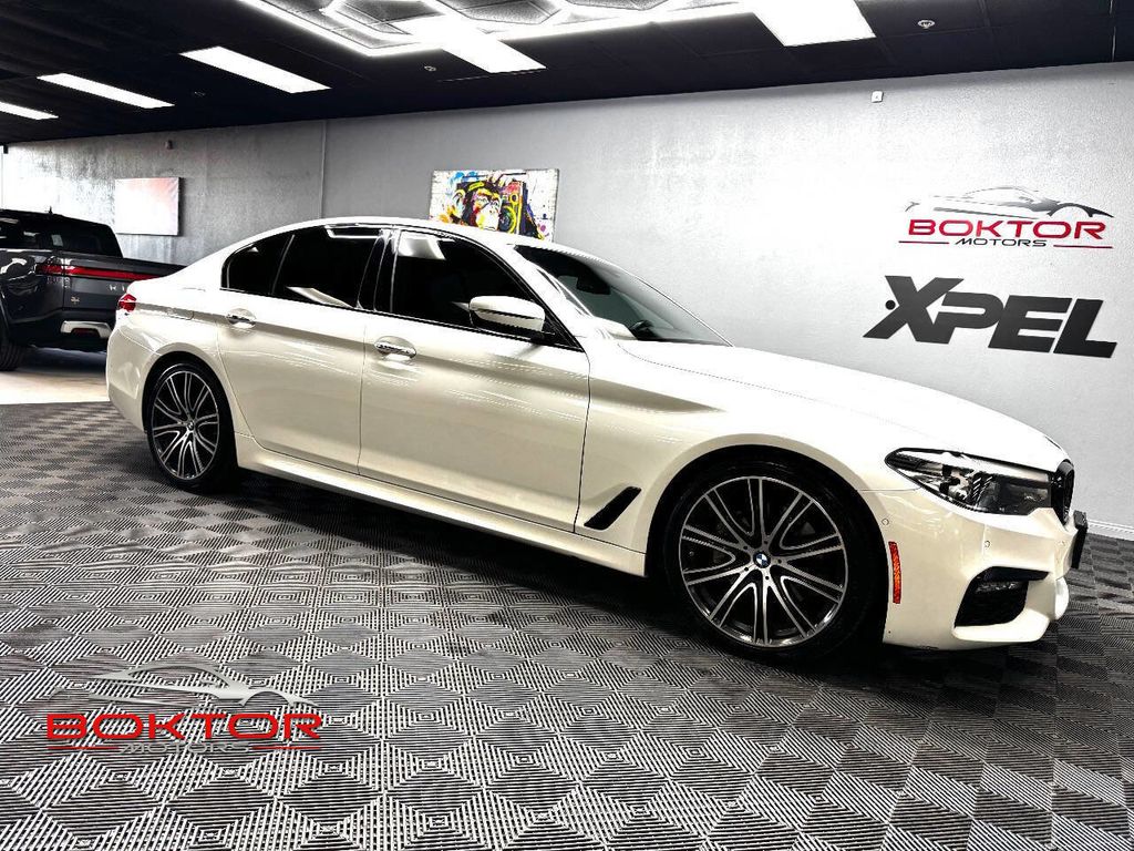 2018 BMW 5 Series 540i Sedan's photo