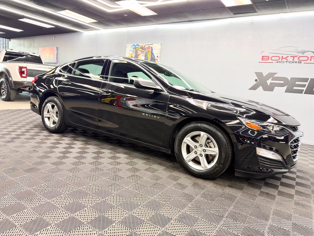 Used 2022 Chevrolet Malibu LS w/1LS Sedan