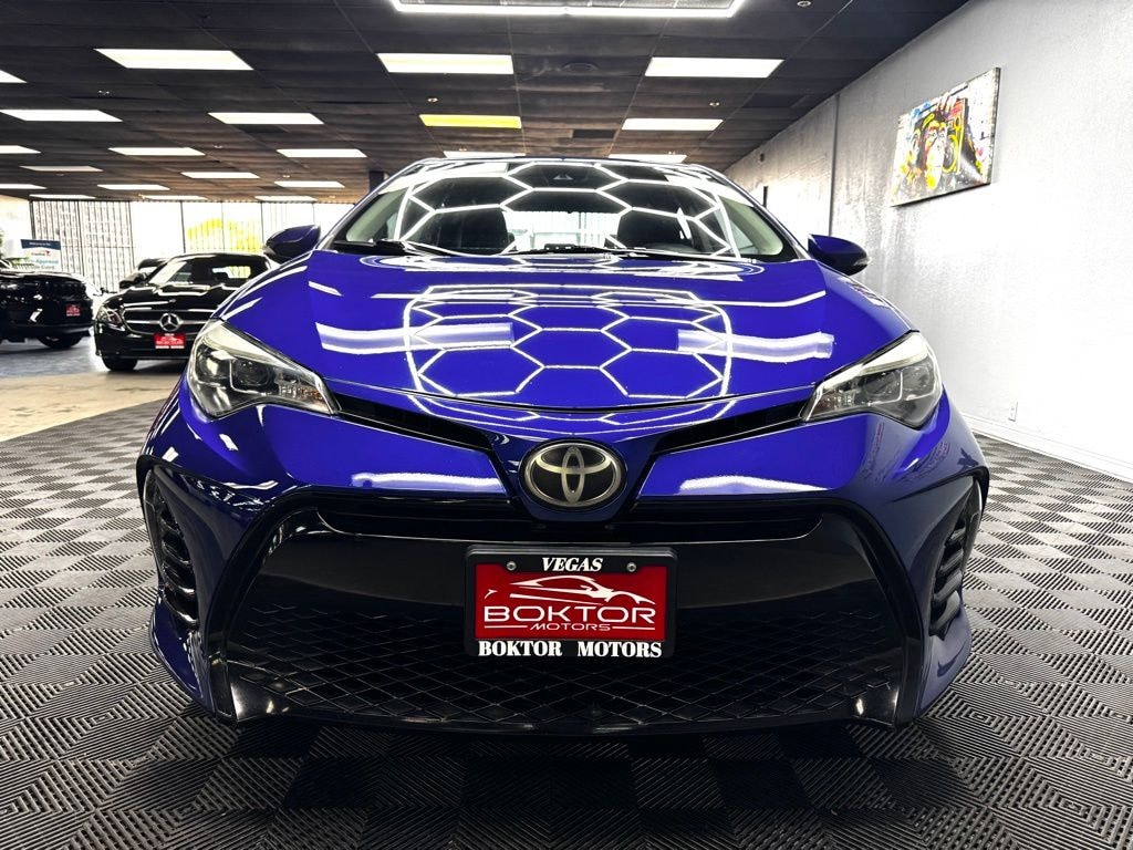 Used 2018 Toyota Corolla SE Sedan
