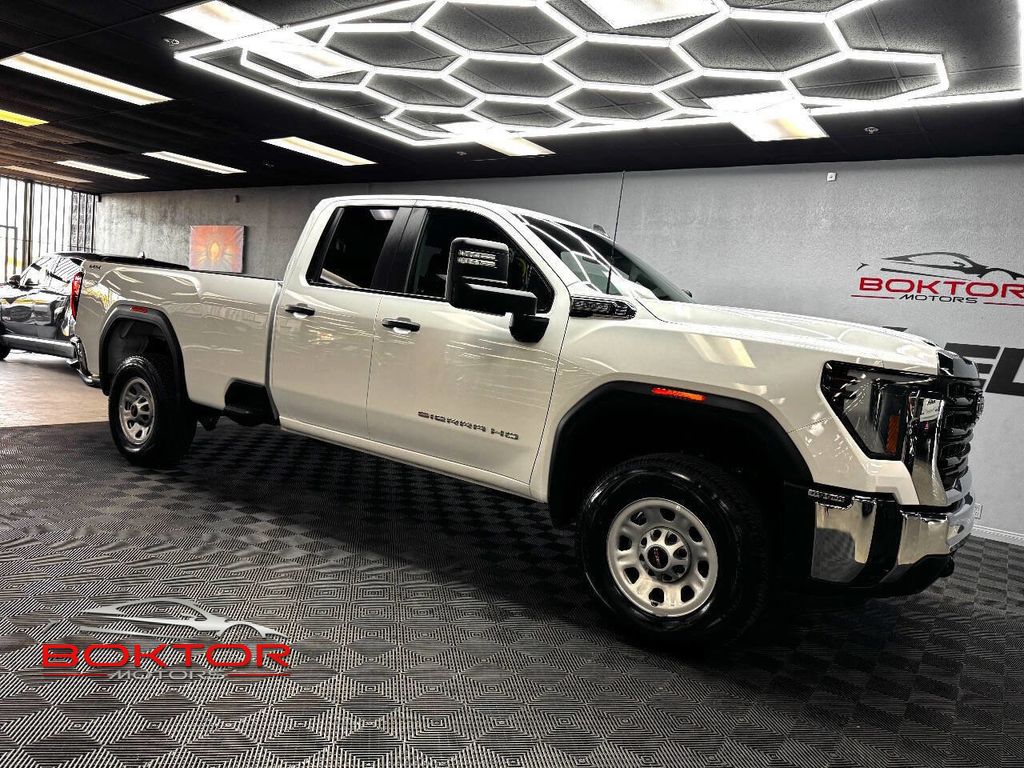 2024 GMC Sierra 2500HD Pro